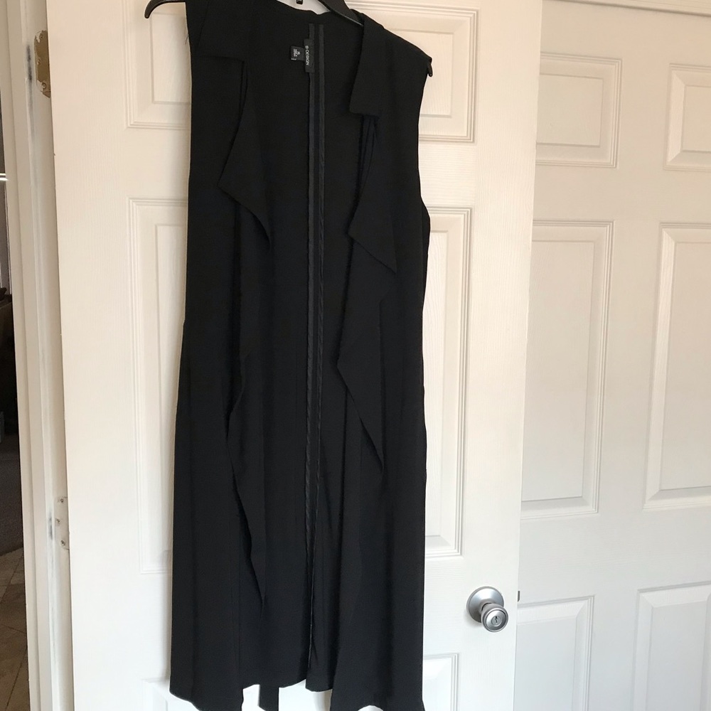 Sleeveless Duster